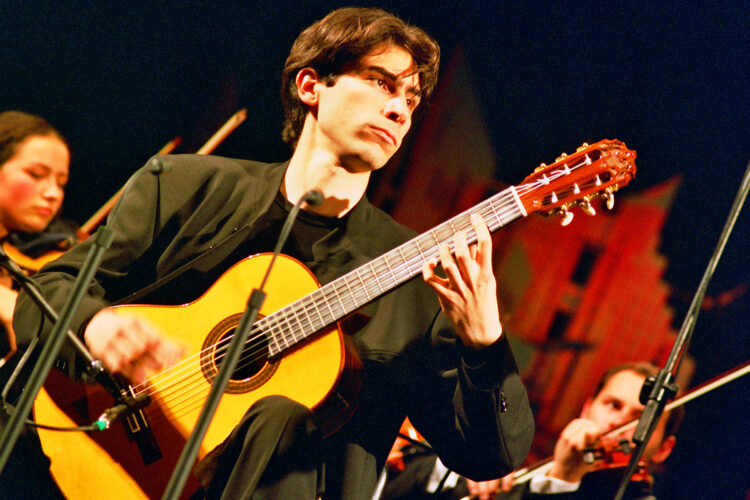 Jeremy JOUVE_IX. ŚJG – 2002.10.12. Tychy_Fot. Ireneusz KAZMIERCZAKb