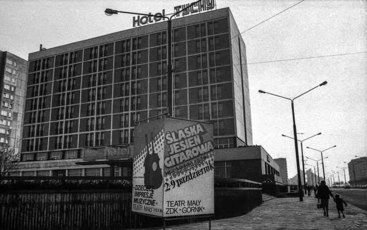 001b_1.-SLASKA-JESIEN-GITAROWA_02.10.1986_Tychy_Fot_Ireneusz-KAZMIERCZAK